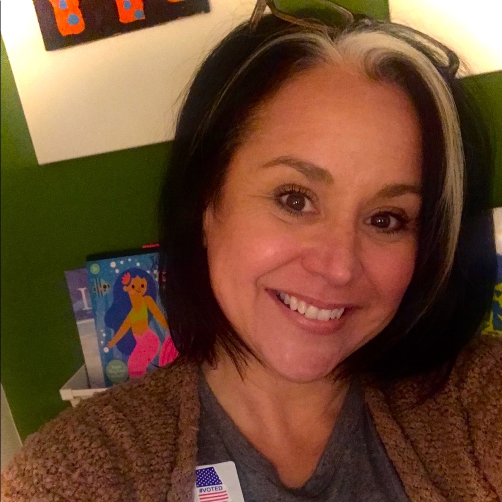 Meet your Posher, Dana
